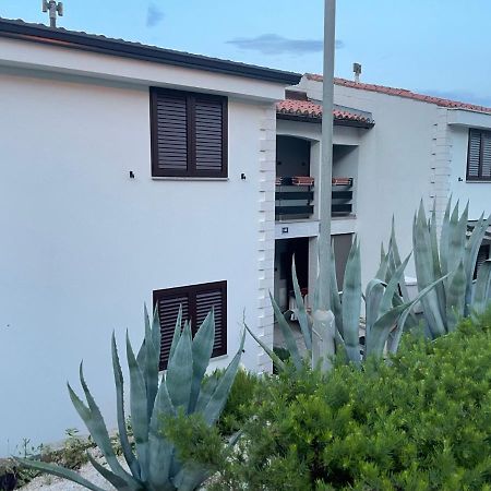 Residence4A-Appartamento Bianco Ravni Bagian luar foto