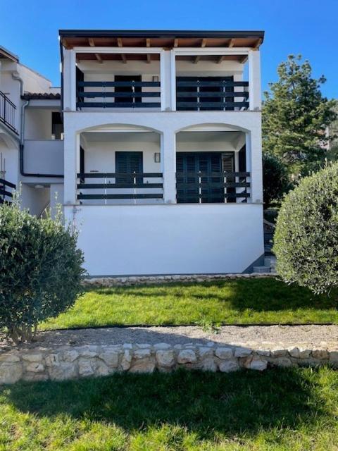 Residence4A-Appartamento Bianco Ravni Bagian luar foto