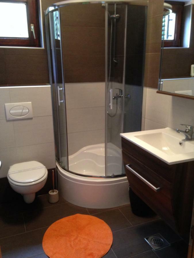Residence4A-Appartamento Bianco Ravni Bagian luar foto